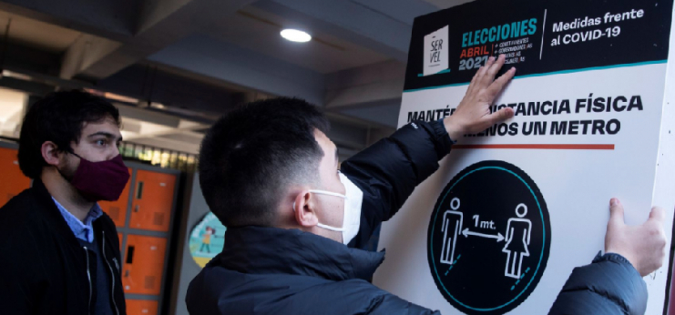 La primera elección democrática de gobernadores cambia la estructura política de Chile