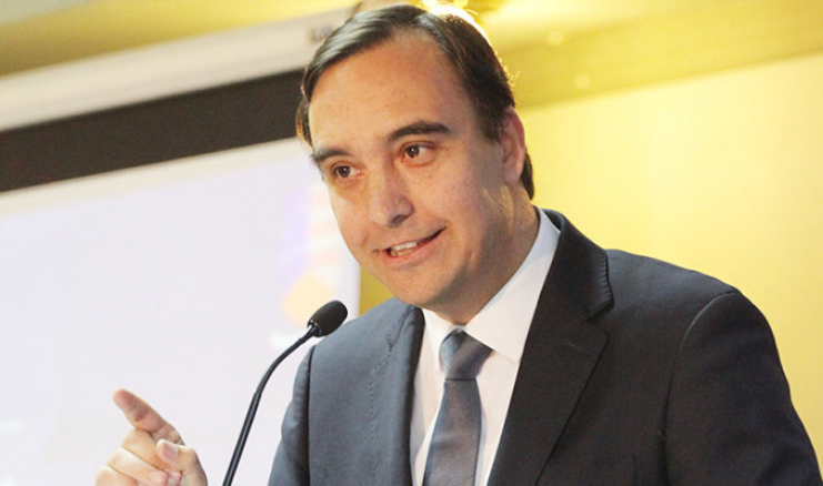 Evaluación de Jorge Flies a un mes de haber asumido como gobernador regional